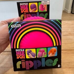 Super NeeDoh Ripples Stress Ball - Hot Pink